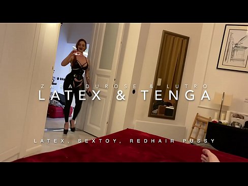 ❤️ Escadravo ruivo em traje de látex fodido por meio de meio-irmão ❤ Sexo em nós ❌