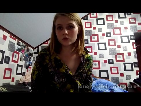 ❤️ A jovem estudante loira da Rússia gosta de pilas maiores. ❤ Sexo em nós ❌